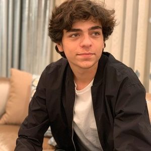 Meet your Posher, Ghaith